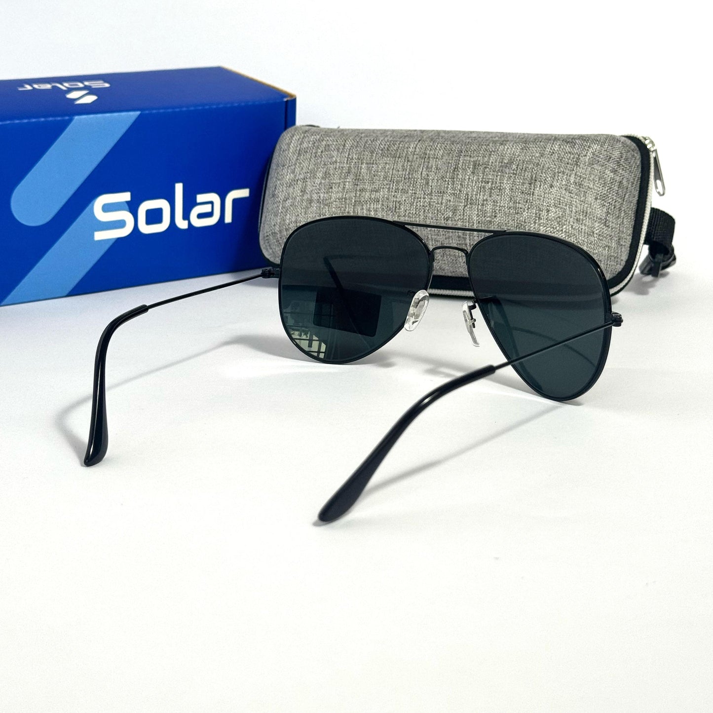 Glass lens black Medium 425