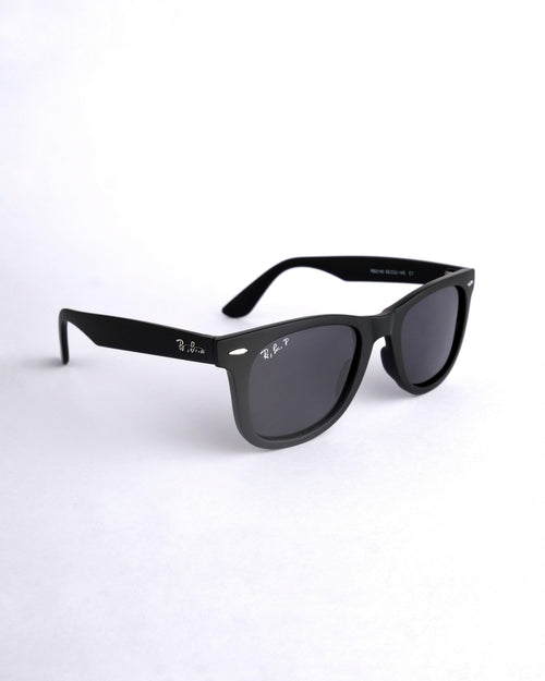 Branded  black wayfarer sunglass  663