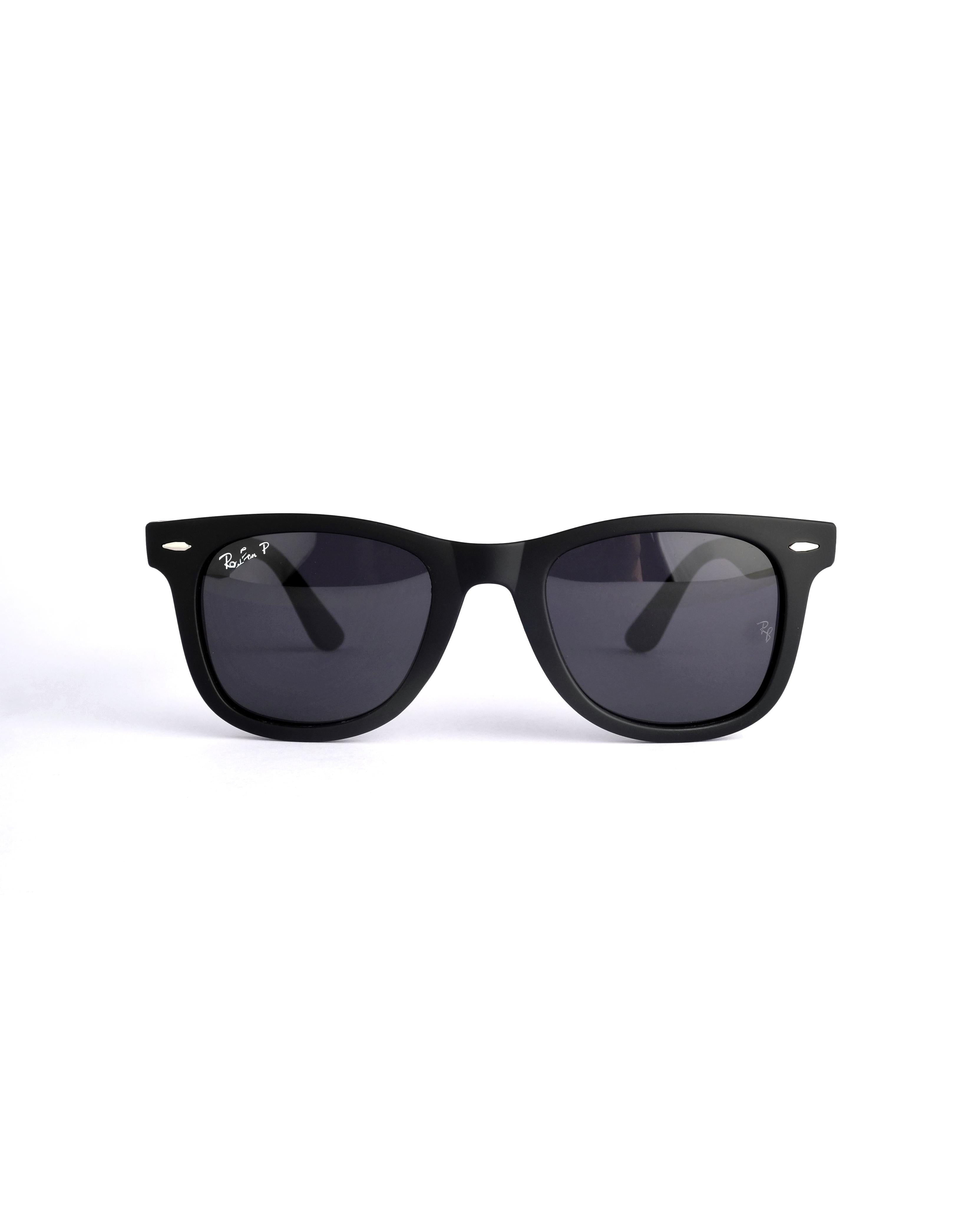 Branded  black wayfarer sunglass  663