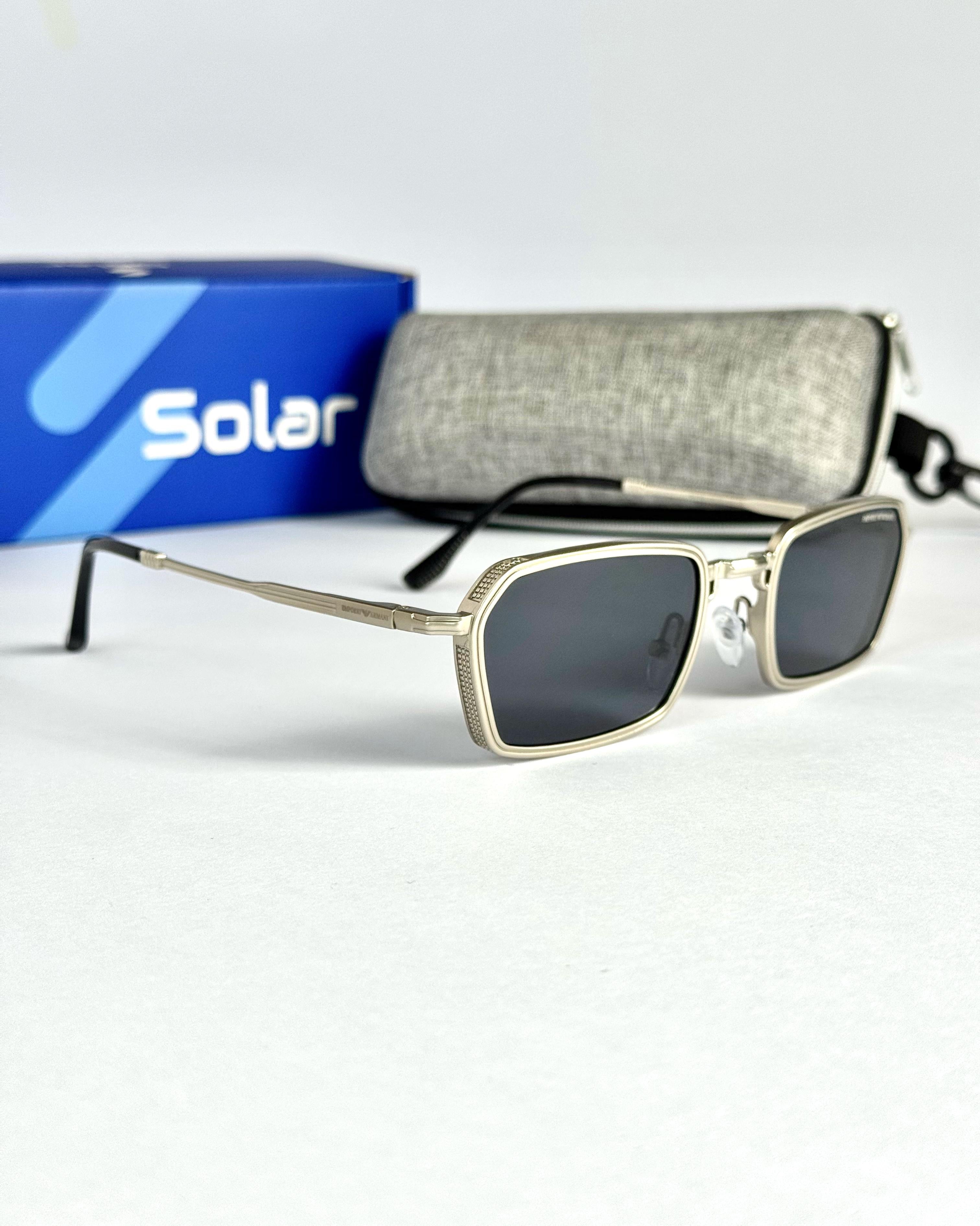 Unisex urban style sunglasses
 021