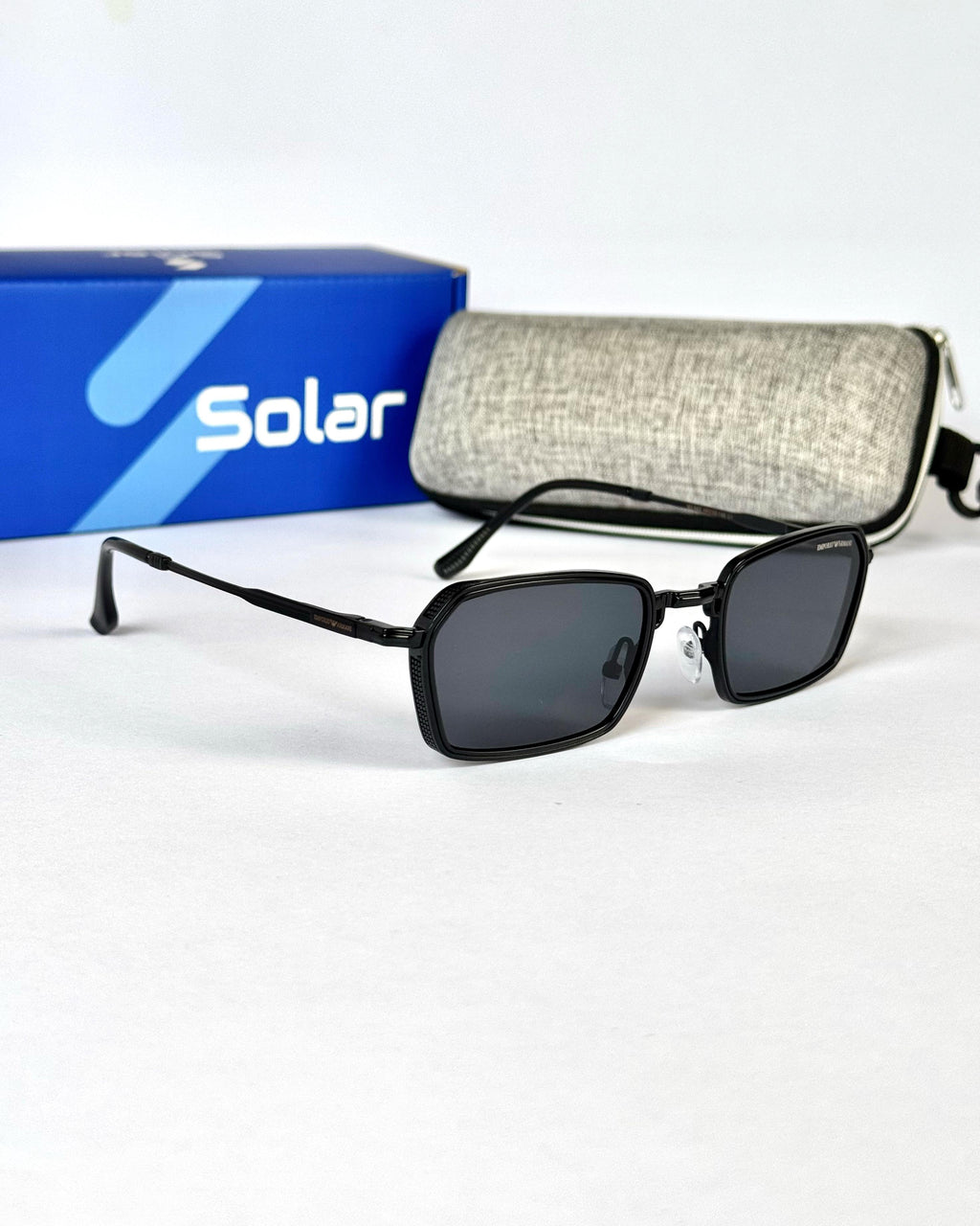 Unisex urban style sunglasses
 020