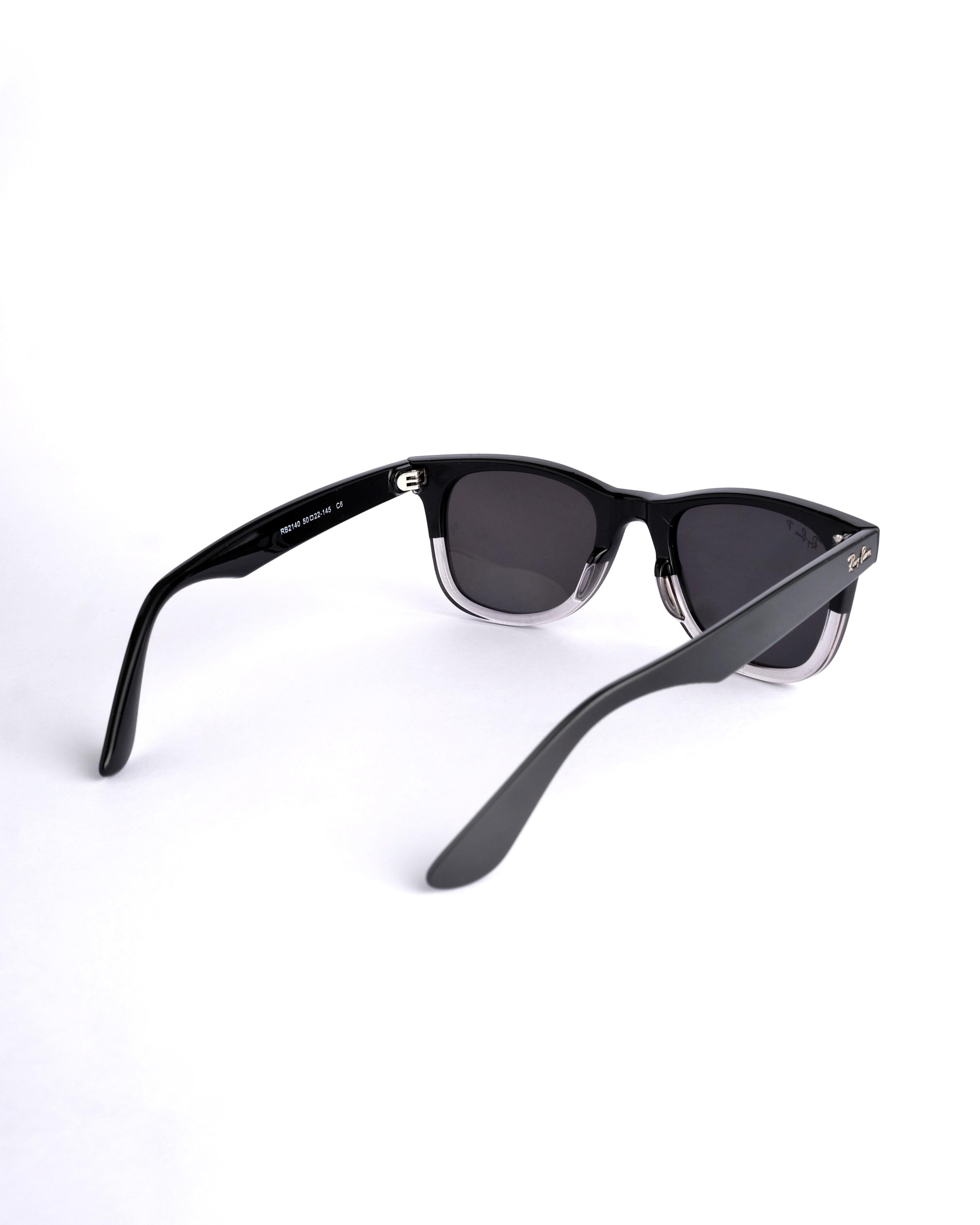 Branded  dual black Wayfarer sunglass  662