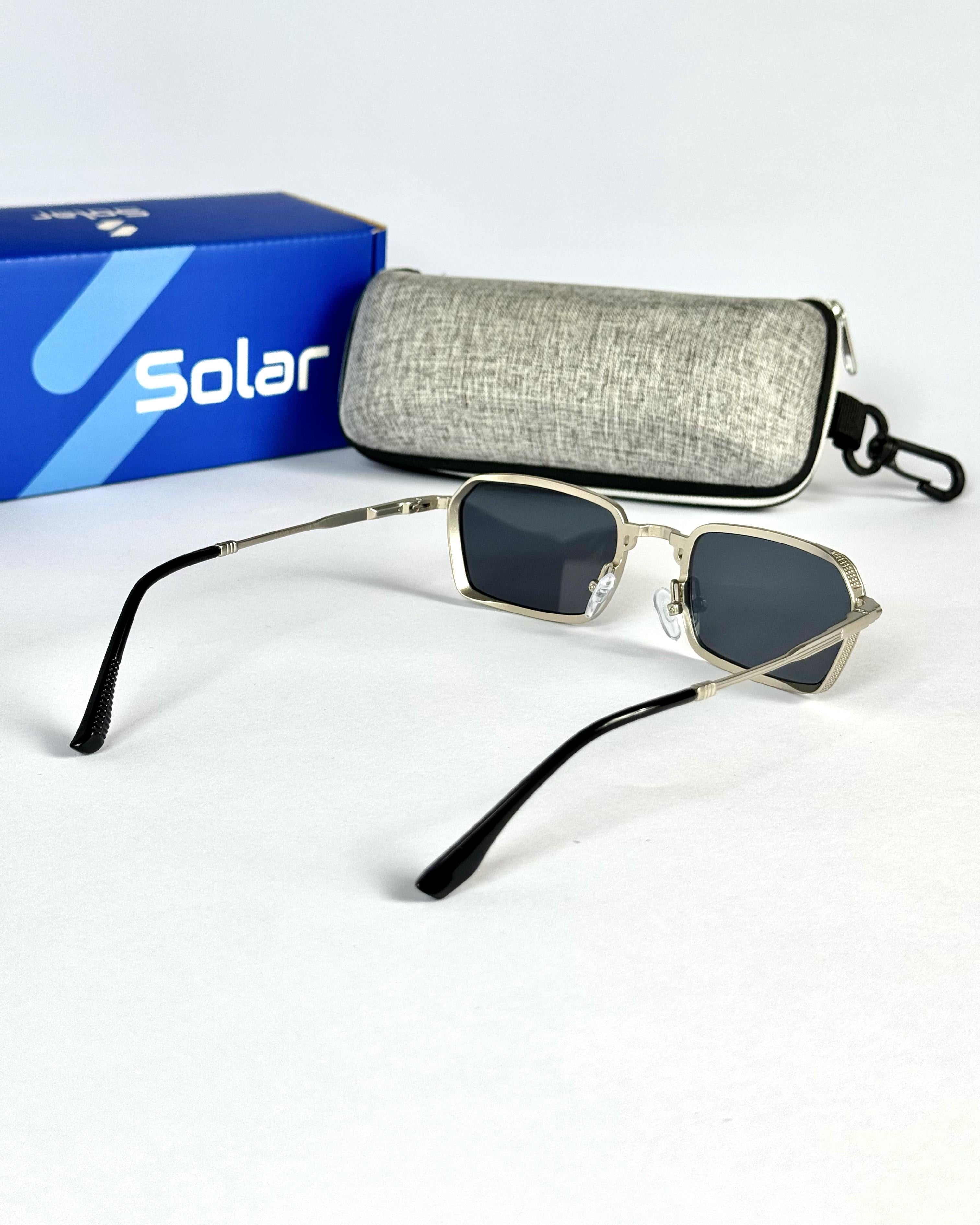 Unisex urban style sunglasses
 021