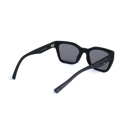 Polarized black 477