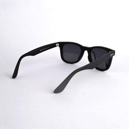 Branded  black wayfarer sunglass  663