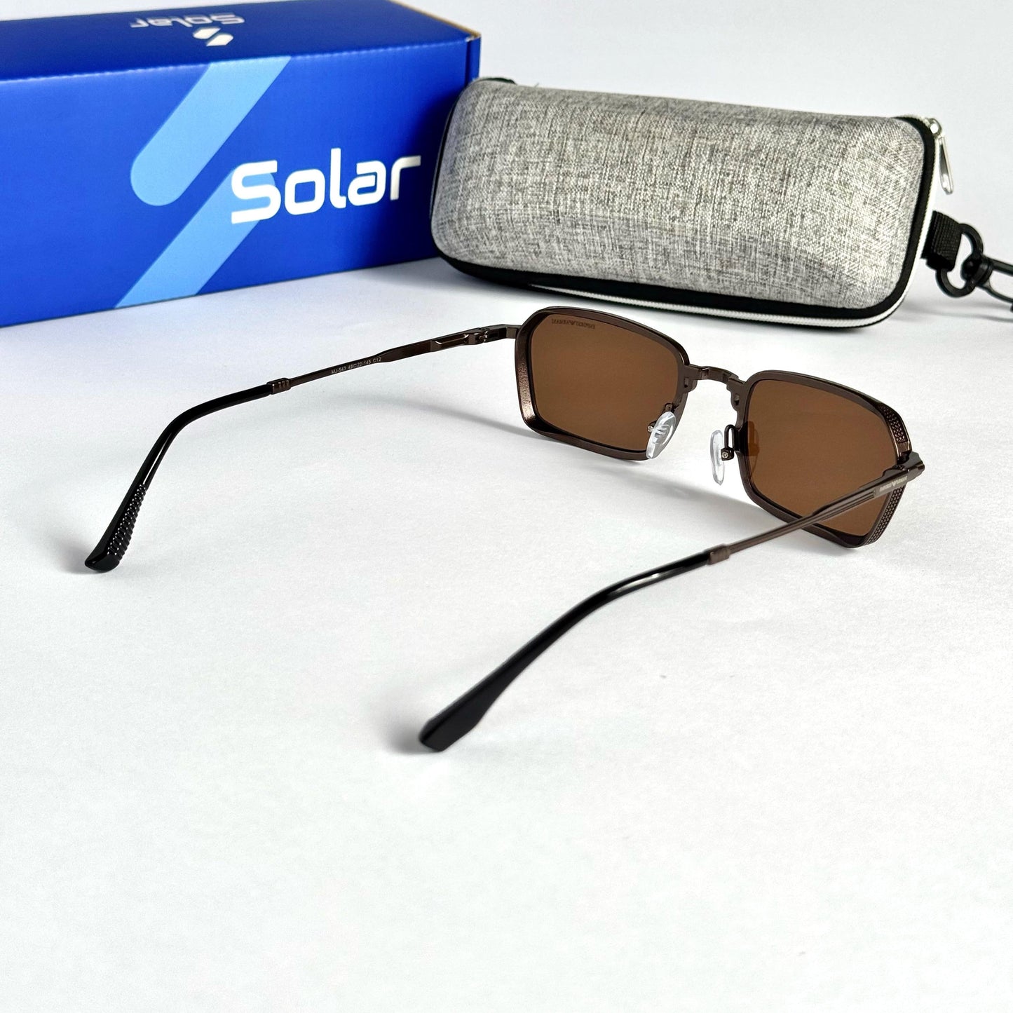 Unisex urban style sunglasses
 019