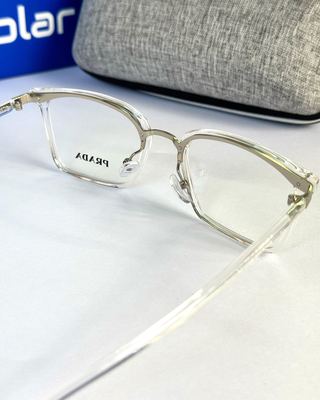 Unisex Feather light Transparent frames 075