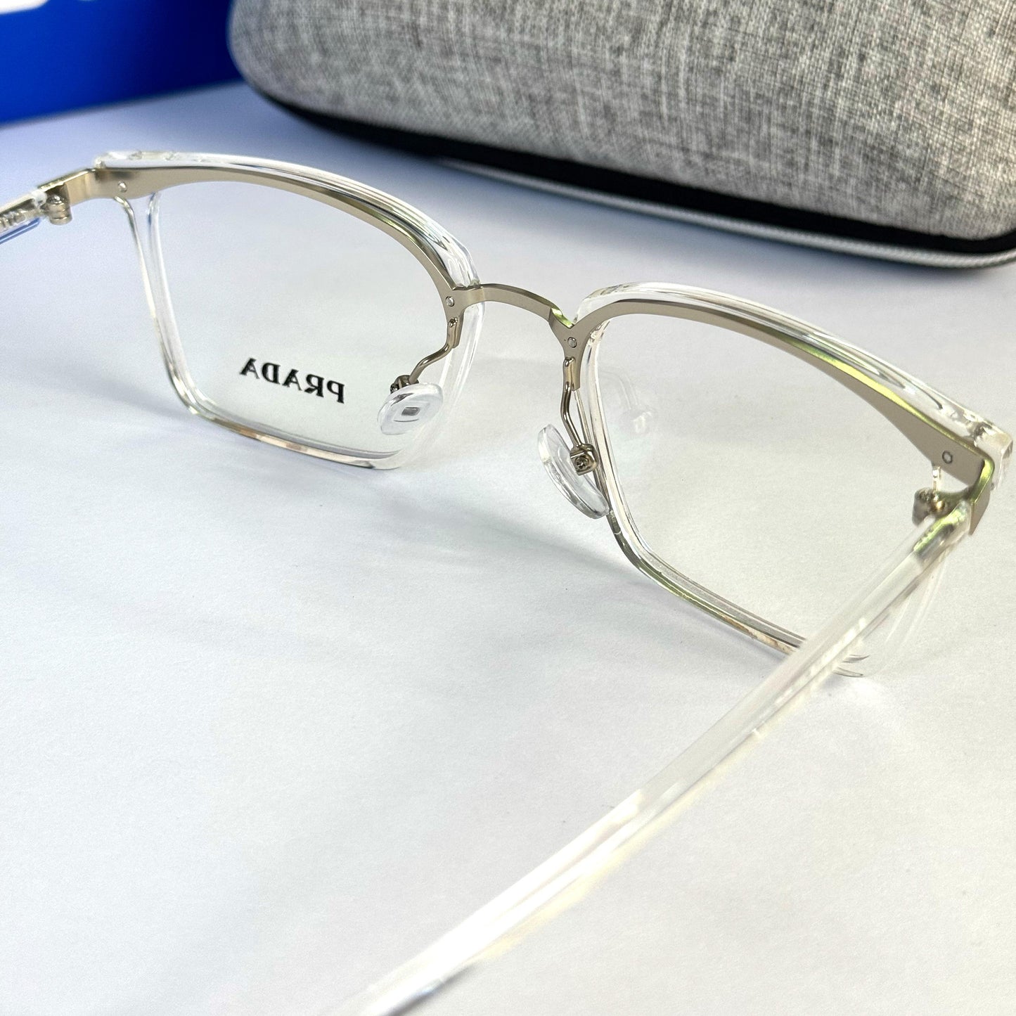 Unisex Feather light Transparent frames 075