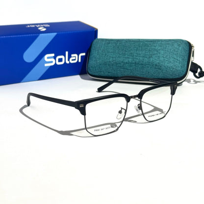 Ringmaster Black frames 027