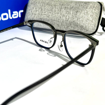 Unisex Feather light Black frames 072