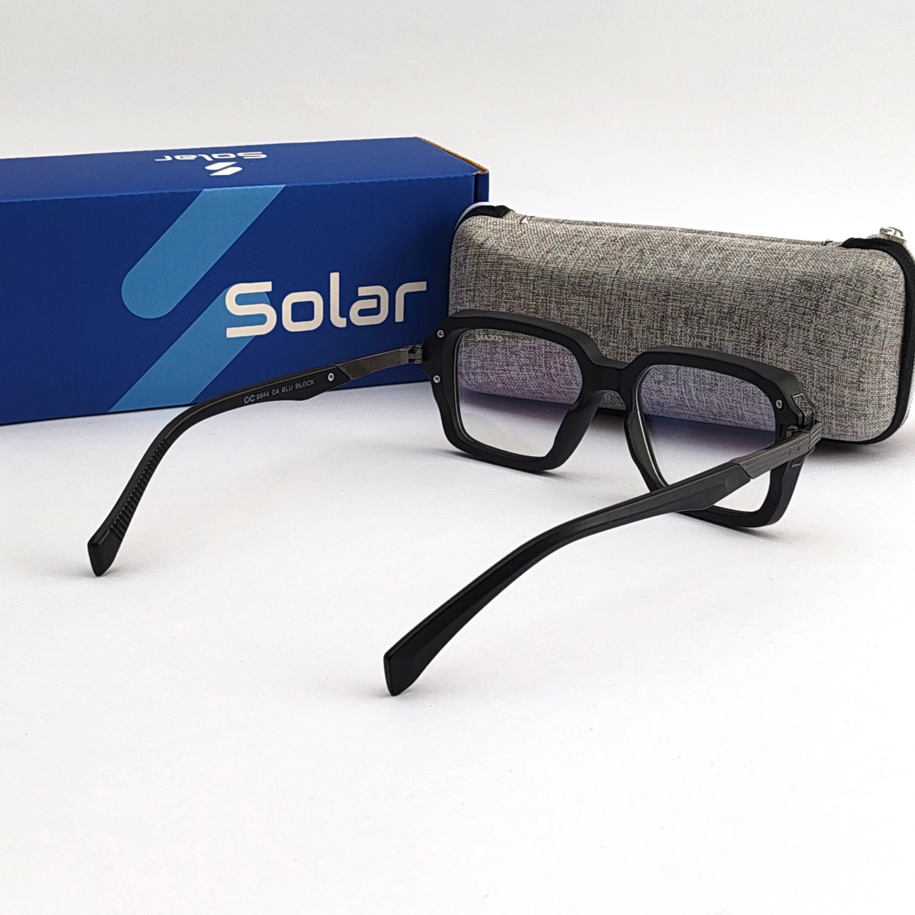 Classic Black frames 105
