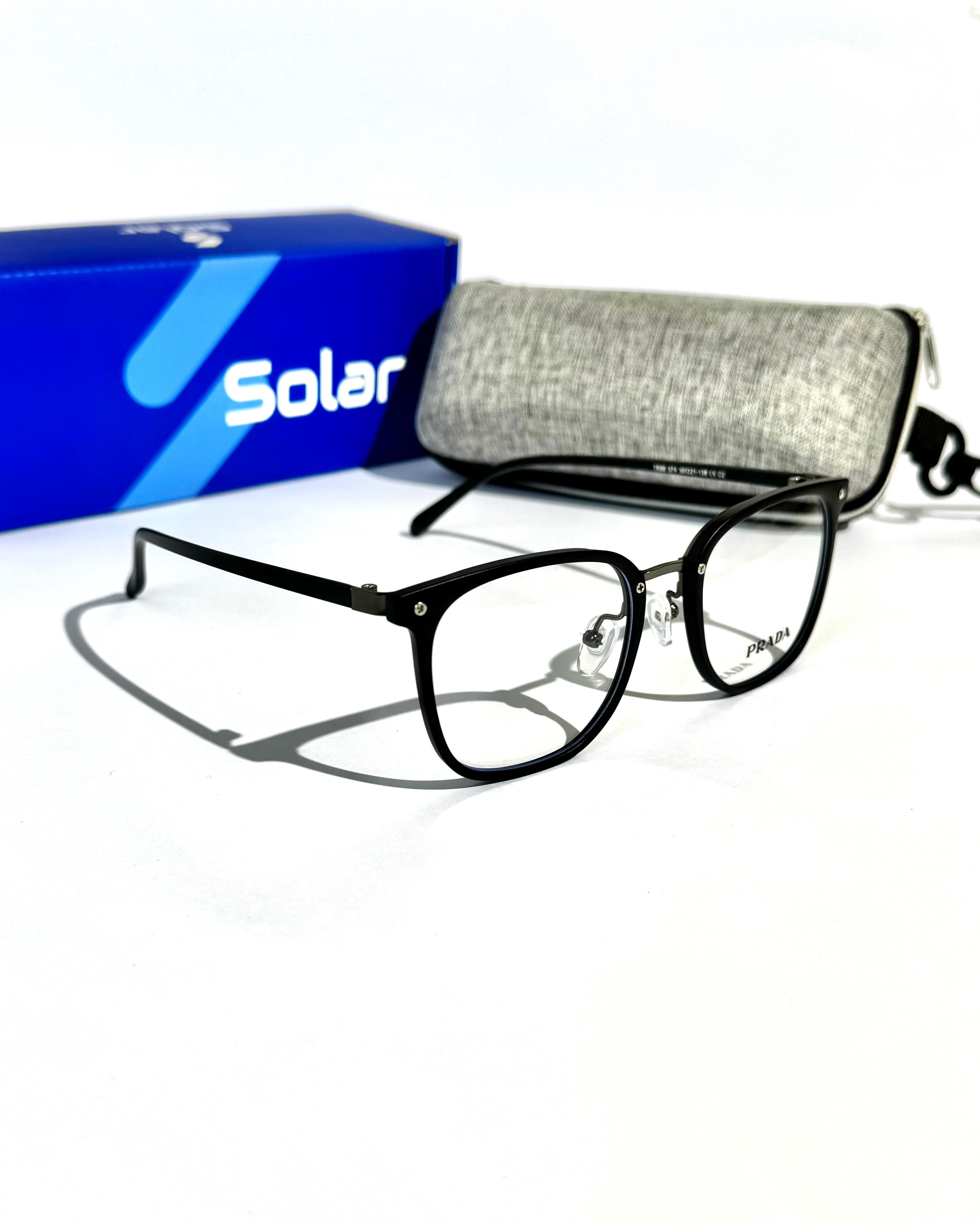 Unisex Feather light Black frames 072