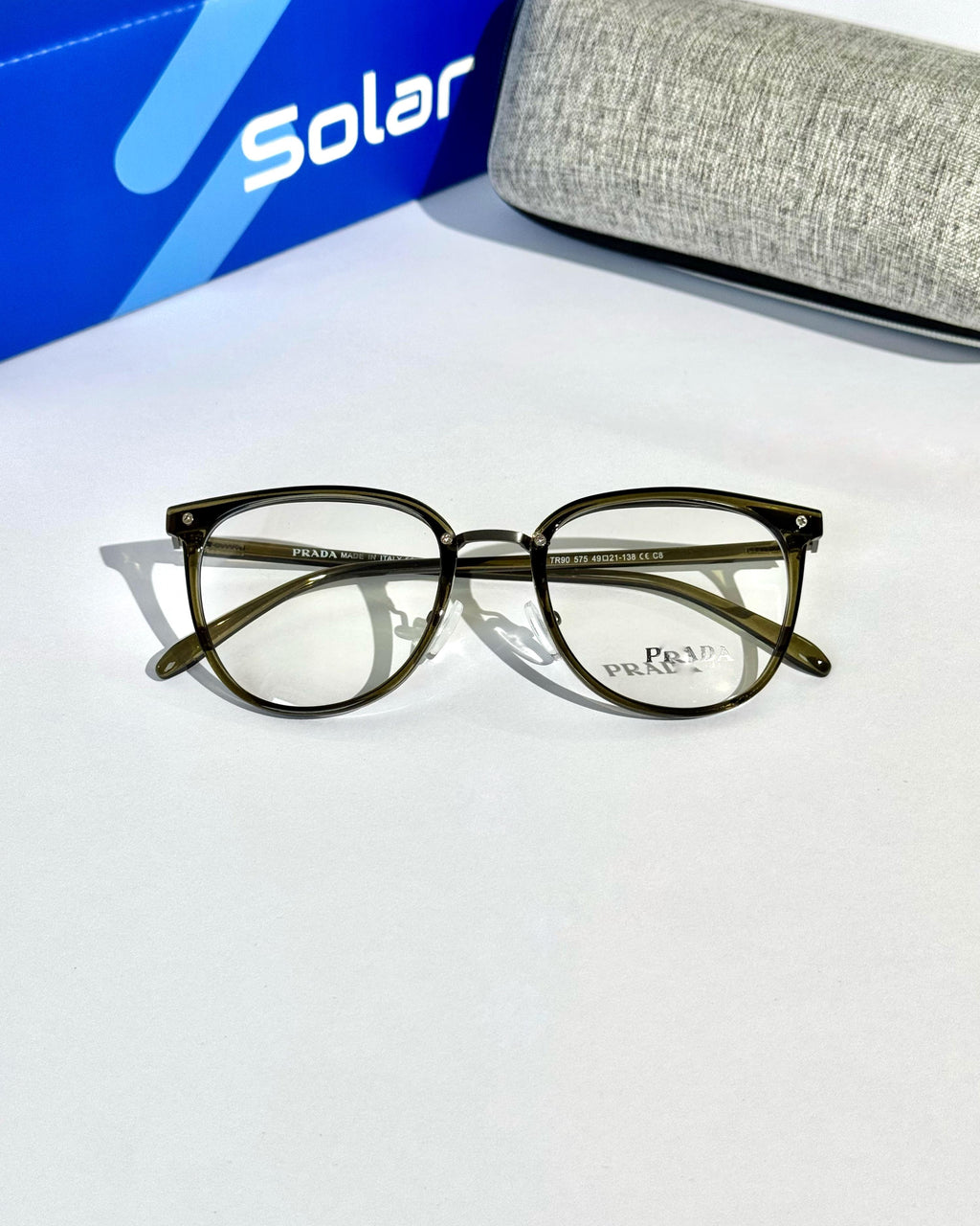 Unisex Feather light Olive frames 080