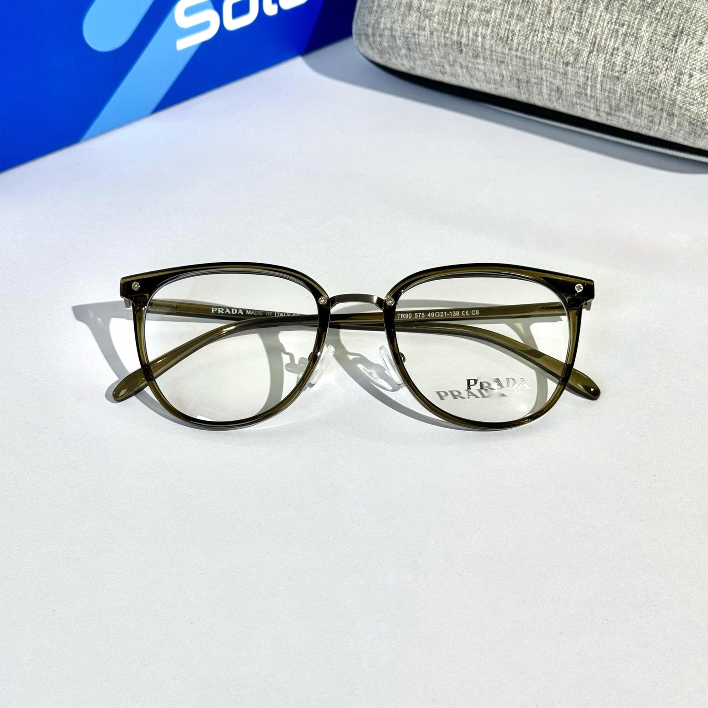 Unisex Feather light Olive frames 080