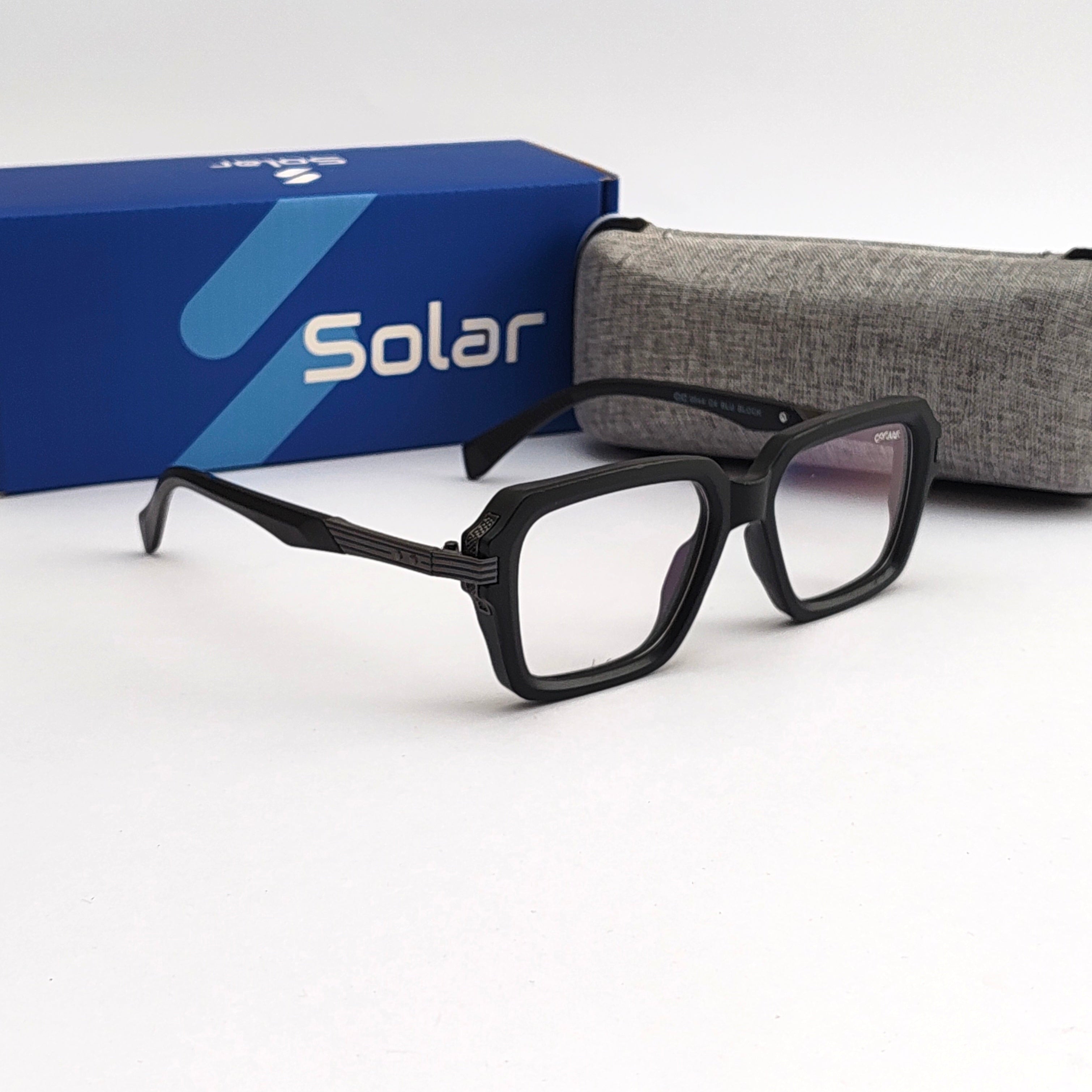 Classic Black frames 105